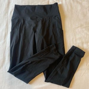 American Eagle Black The Everything Pocket Legging “Curvy”